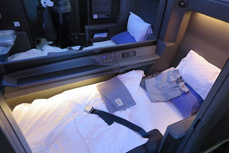 ファーストクラス