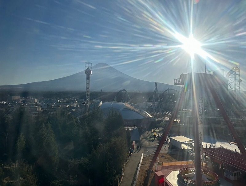 神々しい富士山眺望
