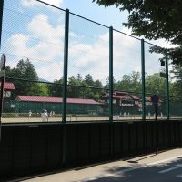軽井沢会テニスコート。