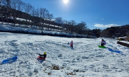 雪遊びスポット