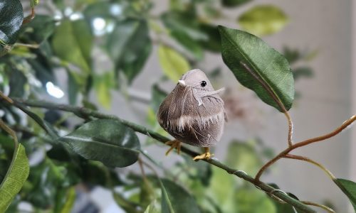 鳥のフィギュア