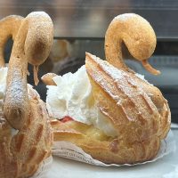白鳥のケーキ