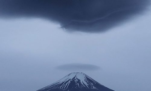 不気味な雲