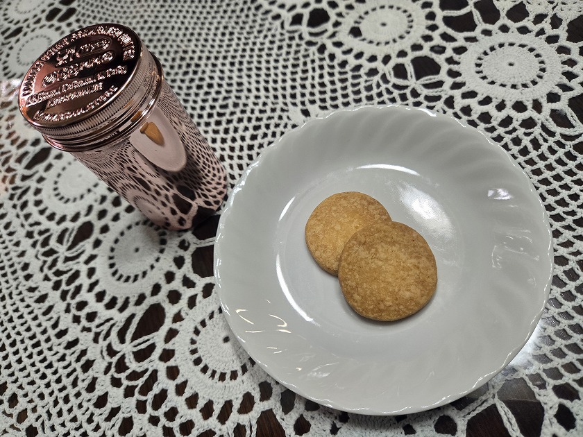 限定クッキー缶 “リッチバター”