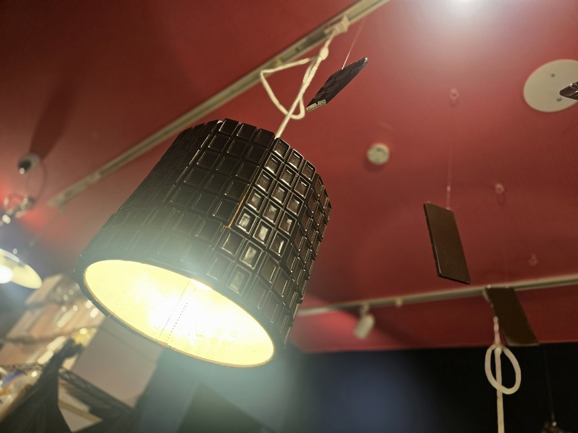 照明もチョコレートデザイン