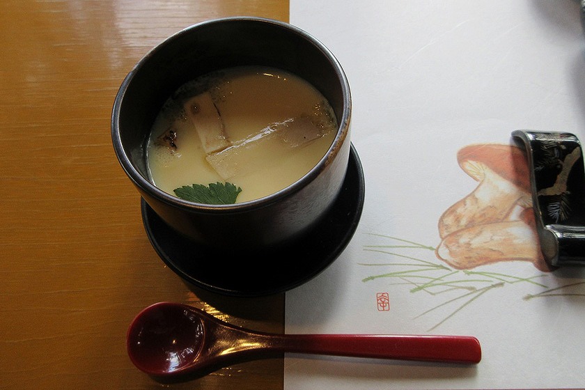 松茸の茶碗蒸し