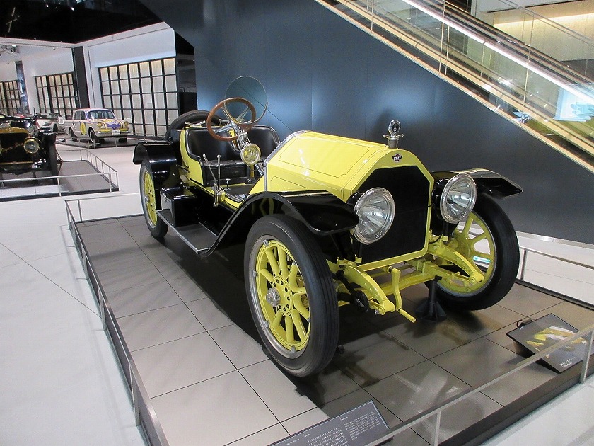 1915年製の古い車両