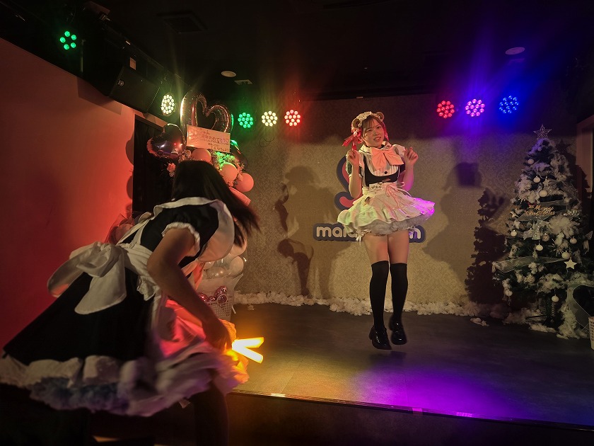 ライブステージ