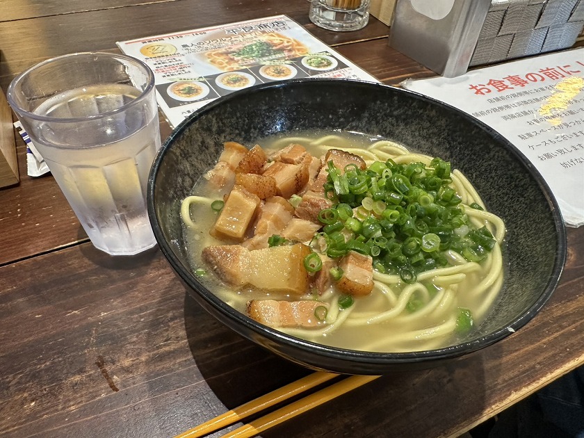 グランプリの八重山そば